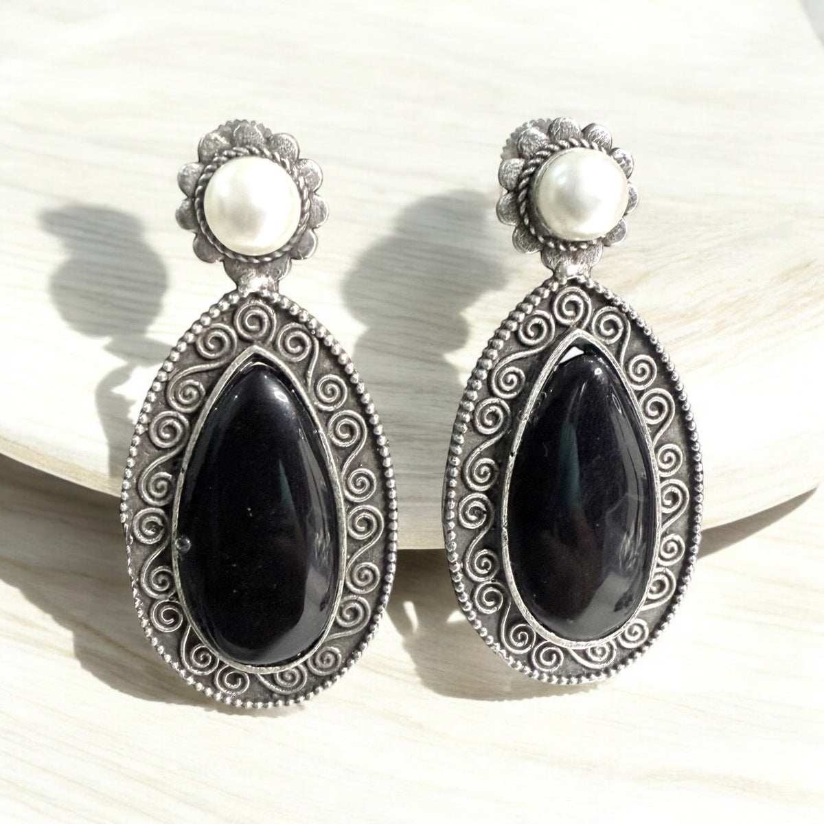 Medini Stud Earrings - MANKAA Black Earrings