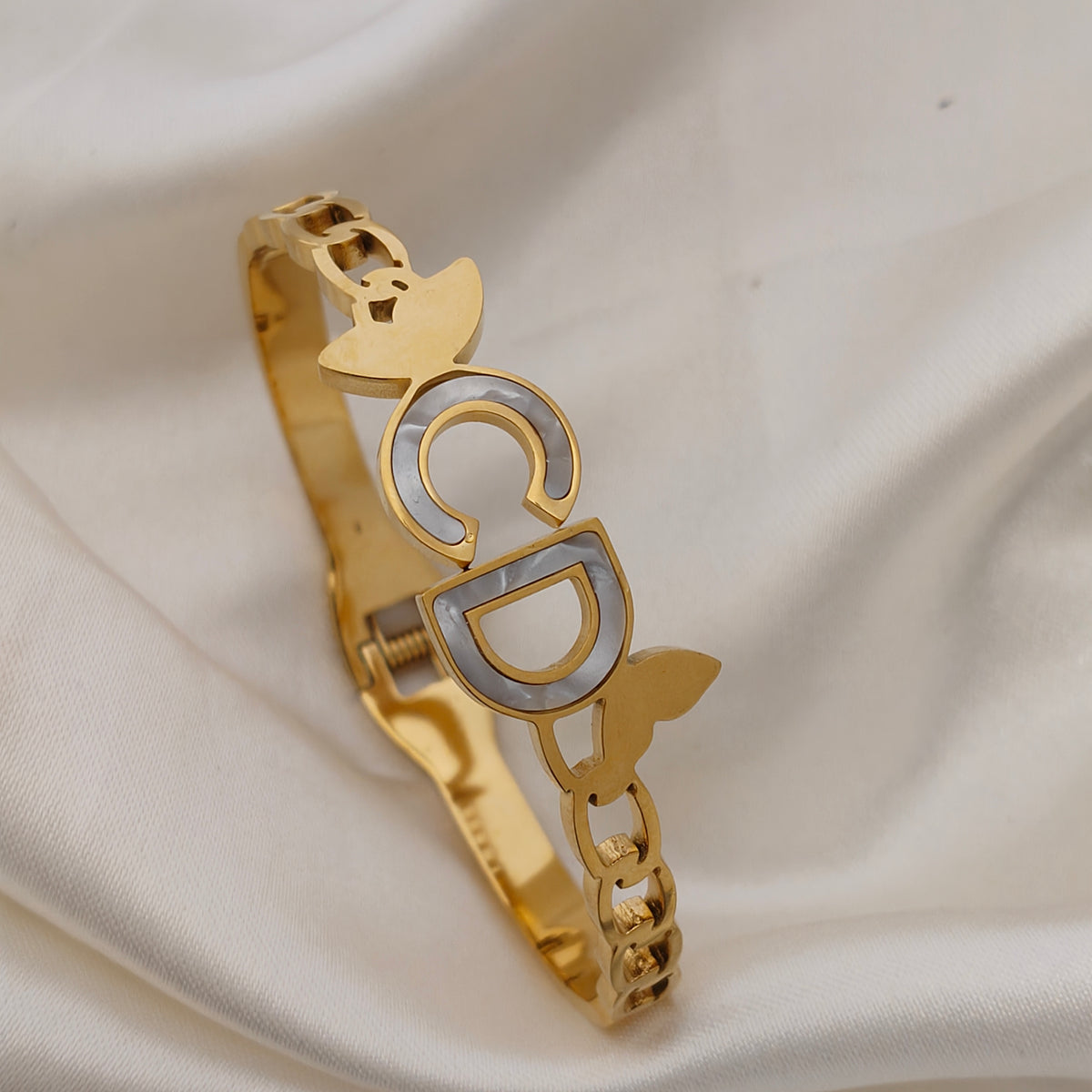 Carvan Bracelet
